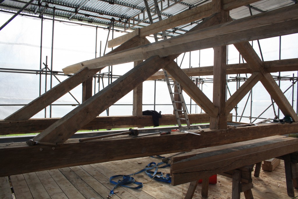 Rustic Air Dried Oak Trusses