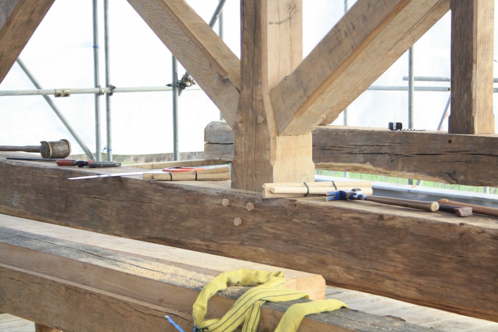 Close look Rustic Air Dried Oak Trusses