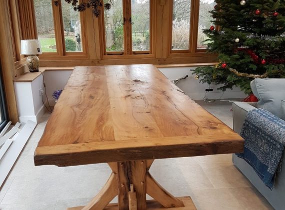 The completed solid oak dining table