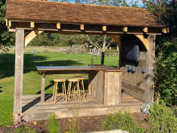 Oak structure in the outside